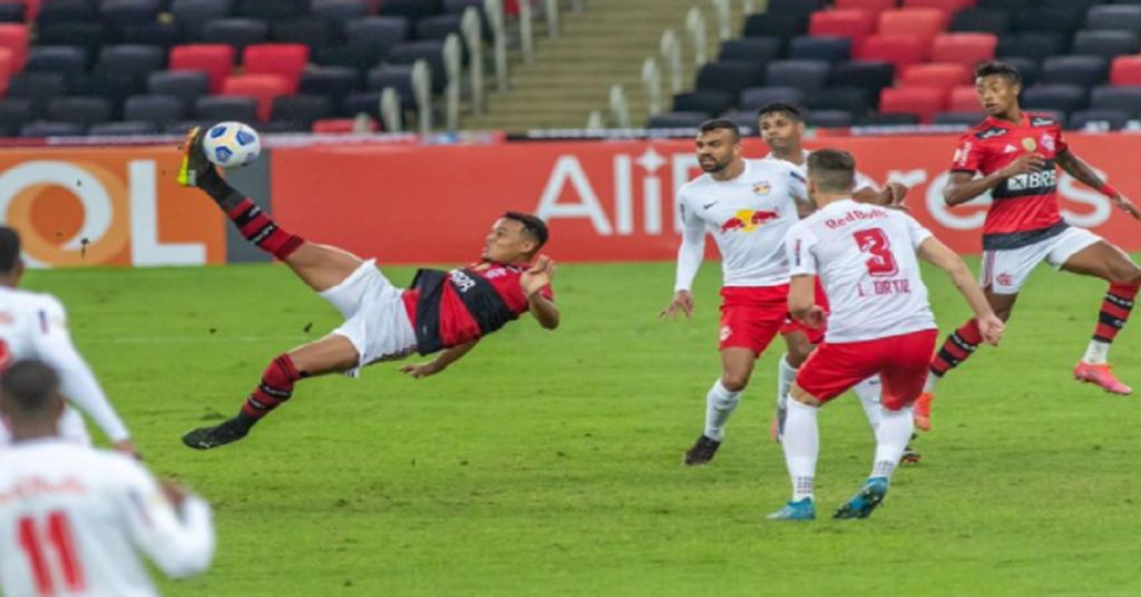 RB Bragantino x Flamengo Foto reprodução do Twitter