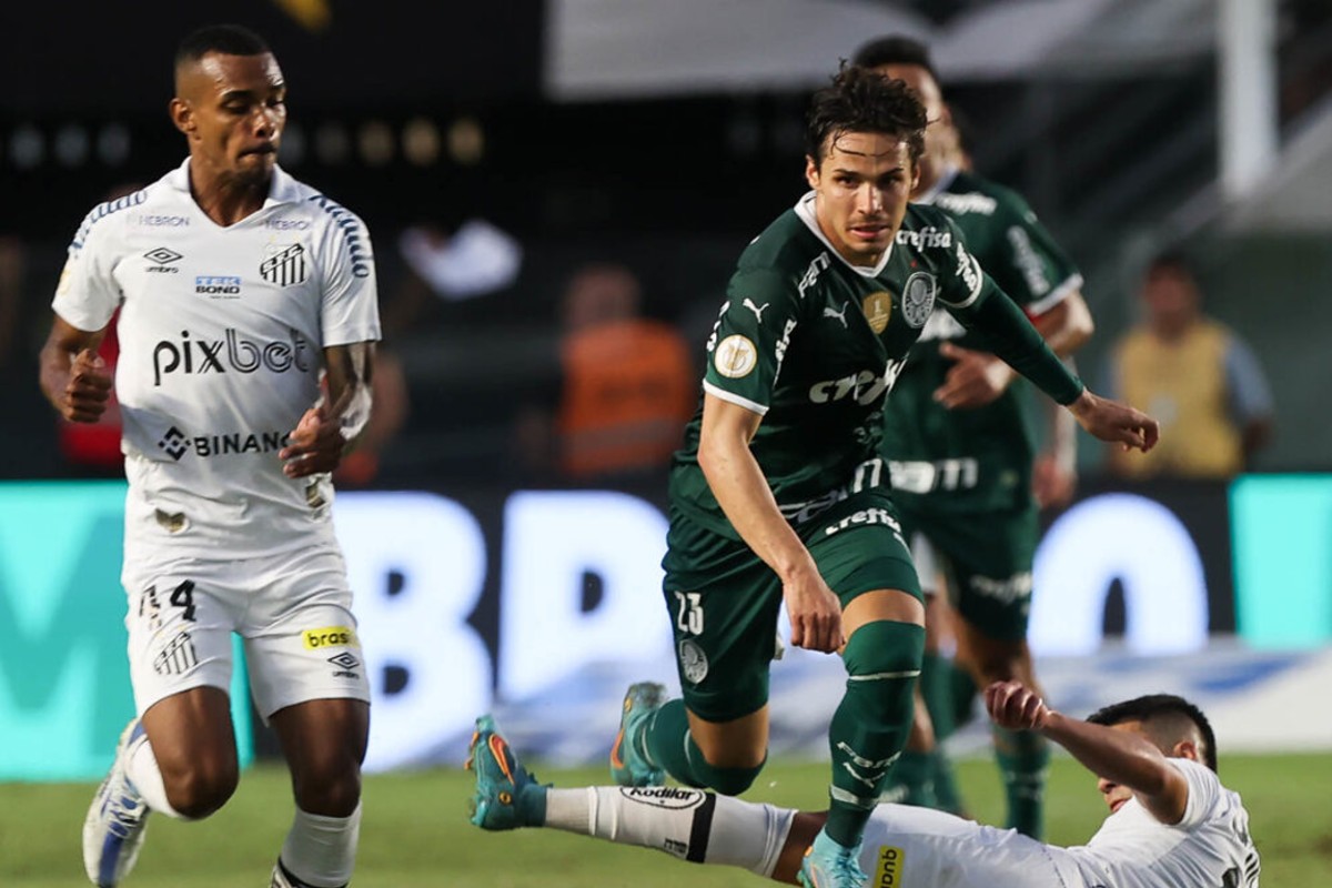 Palmeiras x Santos se encaram em um super clássico paulista pelo Brasileirão, confira as dicas