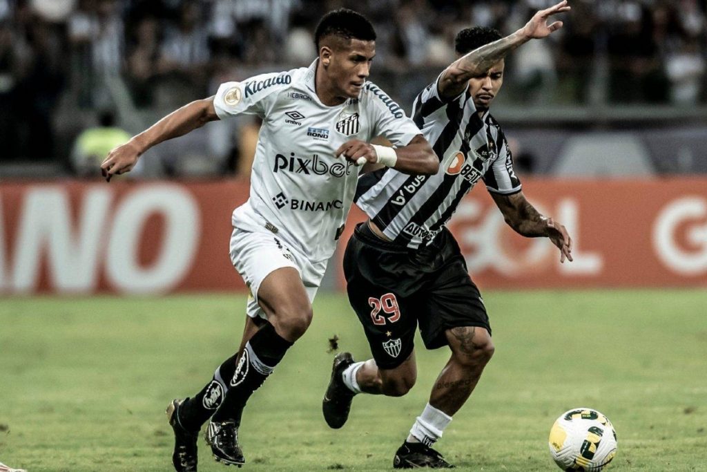 Santos e Atlético MG - Foto Reprodução do Twitter